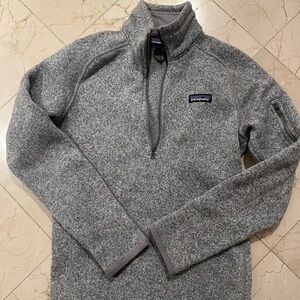 Women’s Patagonia half zip coat fleece